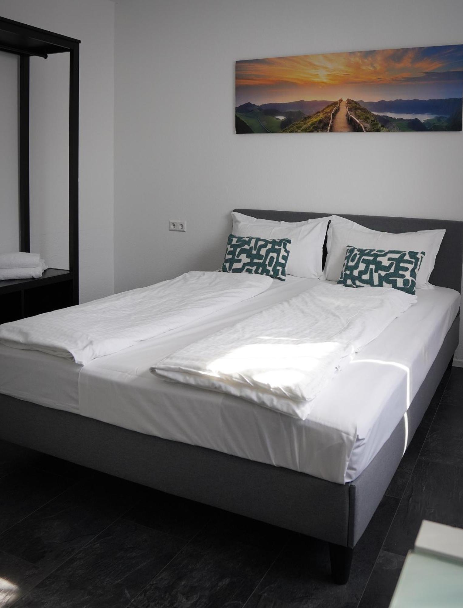 Spacehotel קרלסרוהה מראה חיצוני תמונה